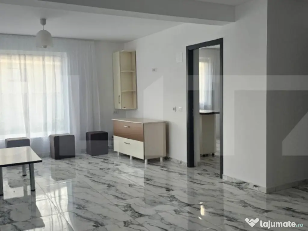 Casă 140 mp, 300 mp teren, zona Priseaca