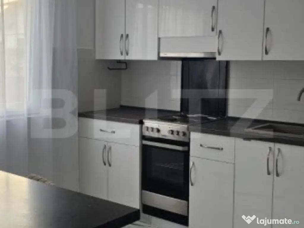 Casă 140 mp, 300 mp teren, zona Priseaca