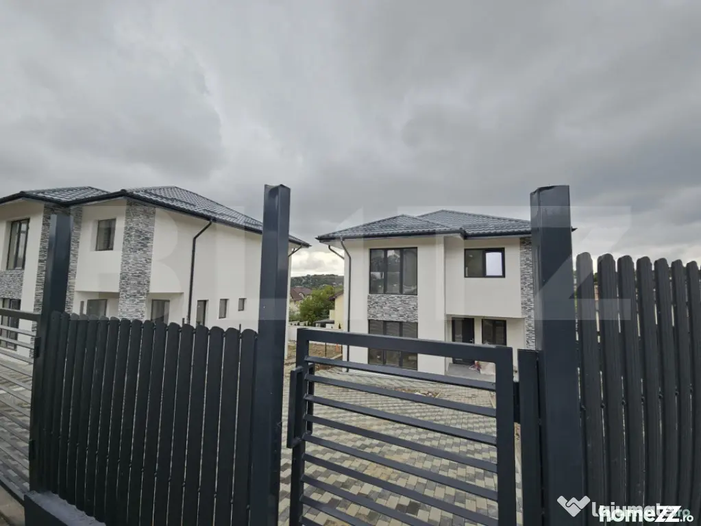 Casa de lux in Iasi 4 camere, zona Bucium - Iasi (Iasi)