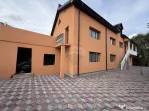 Casă / Vilă cu 8 camere