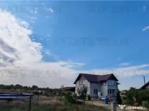 Ferma 3,3ha, din care 2,5ha intravilan, vila 7 camere, D P E