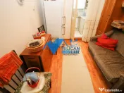 Spitalului, 2 camere, decomandat, centrala proprie 