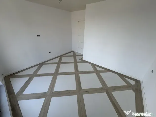 Apartament 2 camere zona Tomis Plus cu Incalzire in Pardo... - Constanta (Constanta)
