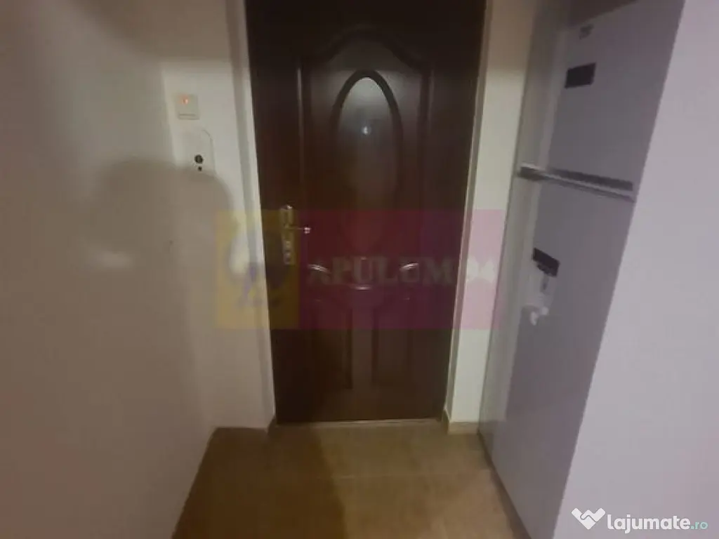 Apartament cu 2 camere de vanzare in Campina