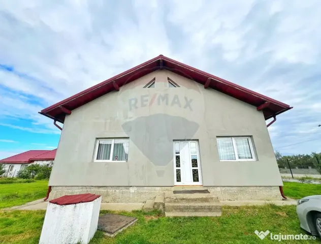 De vanzare casa cu teren generos in Salsig - finisaj exte...