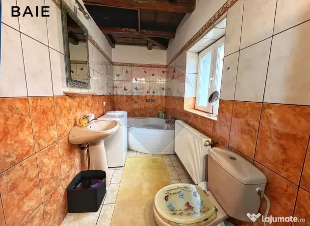 De vanzare casa cu teren generos in Salsig - finisaj exte...