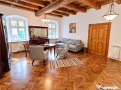 De inchiriat apartament unicat cu 2 camere langa Piata Mare