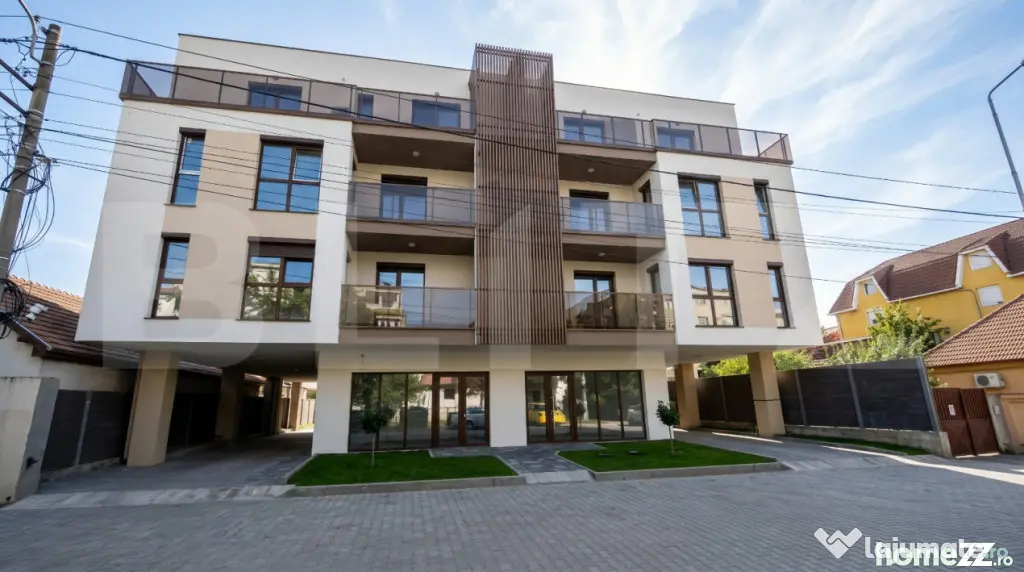 Penthouse nou modern, 3 camere, centrala proprie+panouri fot - Oradea (Bihor)