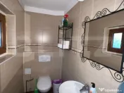 Spatiu de inchiriat 5 camere, 220 mp, zona Centrala 