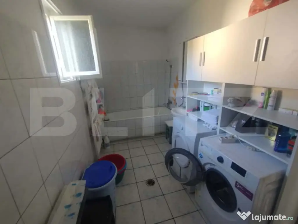 Casa cu 3 camere, 90 mp, zona Beclenut