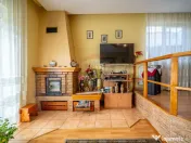 Casă spațioasă în Bușteni, cu vedere superbă către... 