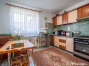 Casă spațioasă în Bușteni, cu vedere superbă către... 