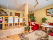 Casă spațioasă în Bușteni, cu vedere superbă către... 