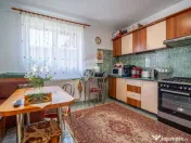 Casă spațioasă în Bușteni, cu vedere superbă către... 