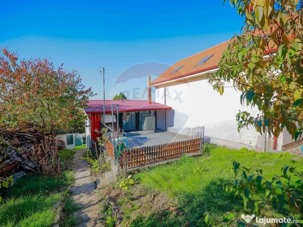 De vânzare casă cu 1 cameră, pivniță, teren 472 mp, ...