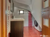 Vanzari Case / Vile Ostratu - proximitatea lacului 