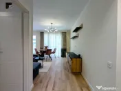 Apartament 3 camere semidecomandat zona Eroilor 