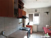 Oferim spre un apartament deosebit decomandat cu 2 camere s