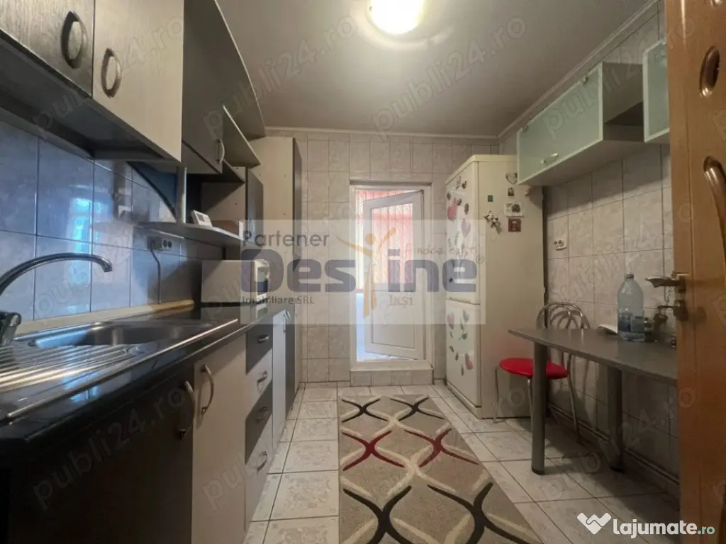 Apartament 2 camere Decomandat, Etaj 4, Nicolina