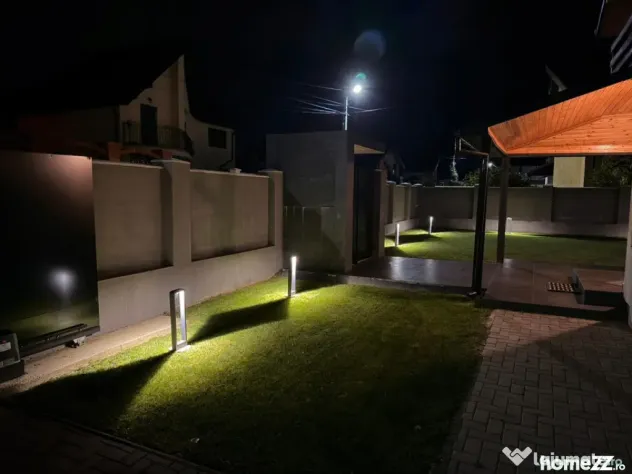 Casă modernă complet renovată, cu curte amenajată și si