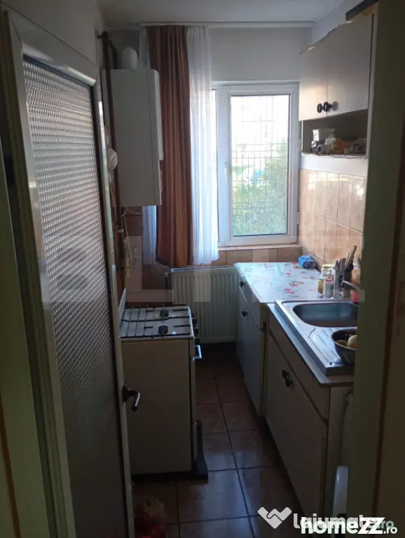 Apartament mobilat, 40 mp, zona Micro 11