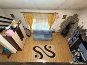 Casă / Vilă cu 5 camere 