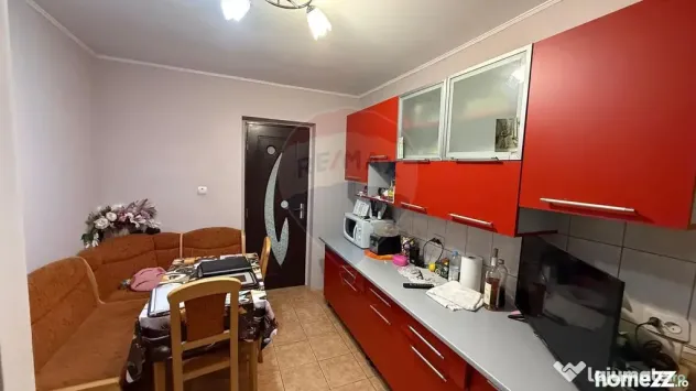 Casă / Vilă cu 5 camere - Focsani (Vrancea)