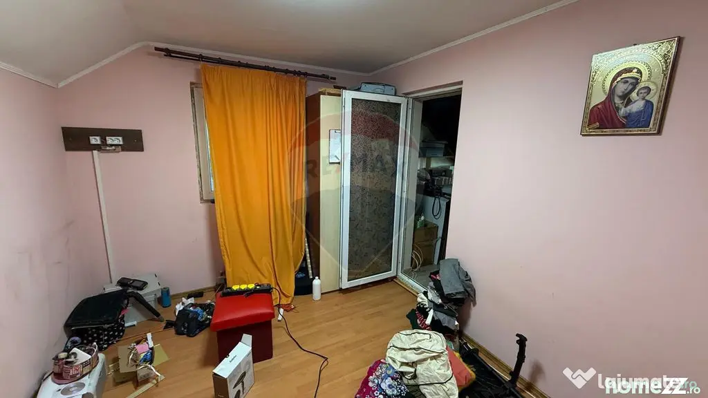 Casă / Vilă cu 5 camere - Focsani (Vrancea)