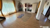Casă / Vilă cu 5 camere 
