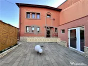 Casa 5 camere, P 1E, partial mobilata, 2 garaje, In Ploiesti 