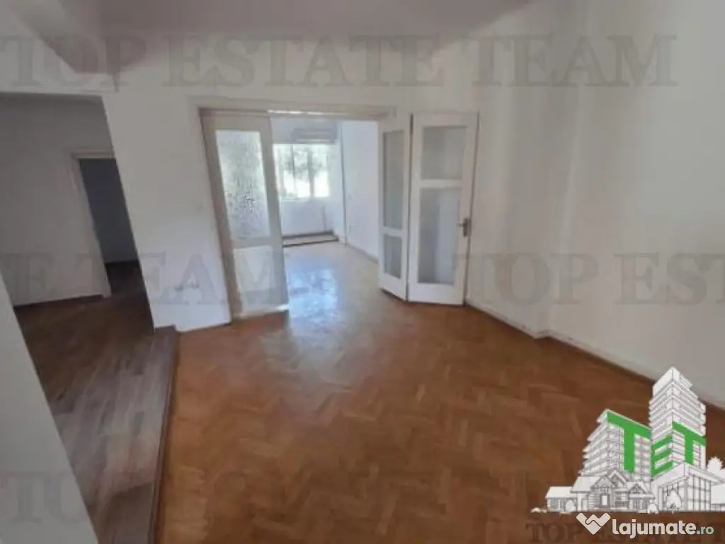 Apartament 3 camere de , zona Armeneasca