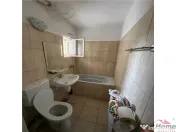 Apartament 4 camere, etaj 1/4, zona Mausoleul Eroilor - Sud