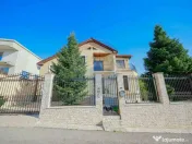De vânzare vilă cu 7 camere, drum privat, în zona de D... 