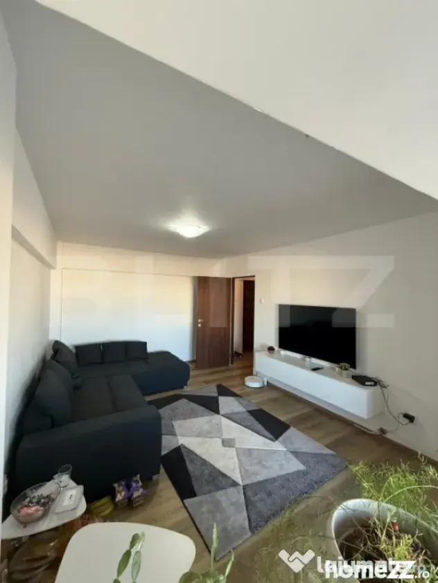 Apartament 2 camere, an 1987, ultracentral Winmarkt - Ploiesti (Prahova)