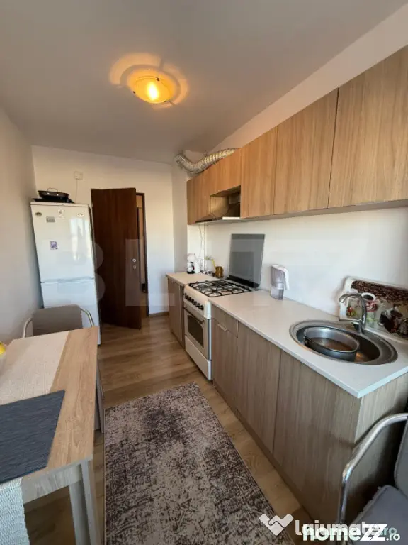 Apartament 2 camere, an 1987, ultracentral Winmarkt - Ploiesti (Prahova)