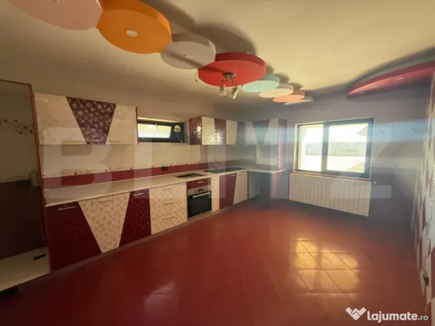 Vila spațioasă P+E+M, 519 mp utili