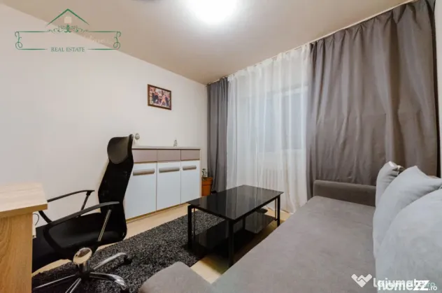 Apartament 2 camere decomandat cu centrala proprie, zona 700 - Arad (Arad)