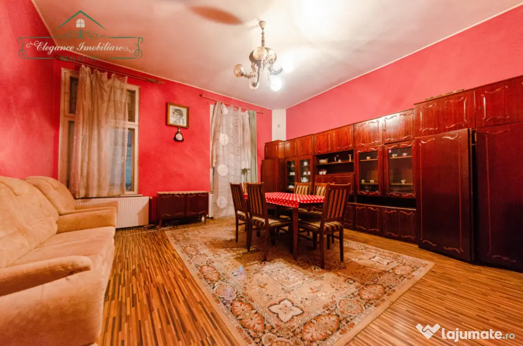 Apartament spațios cu 4 camere și centrală proprie, zona