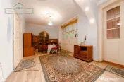 Apartament spațios cu 4 camere și centrală proprie, zona 