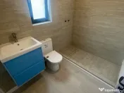 Apartament 2 camere, curte 60 mp, 2 locuri de parcare, poziție buna 