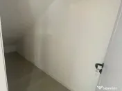 Apartament 2 camere, curte 60 mp, 2 locuri de parcare, poziție buna 