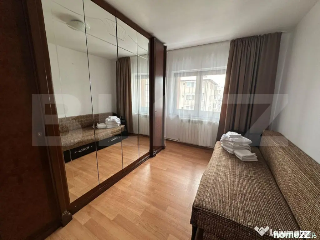 Apartament cu 3 camere, decomandat, 67 mp, cartier Obcini