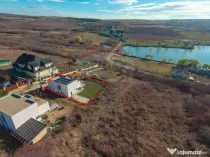 Casă modernă în stil mediteranean, cu terase și veder...