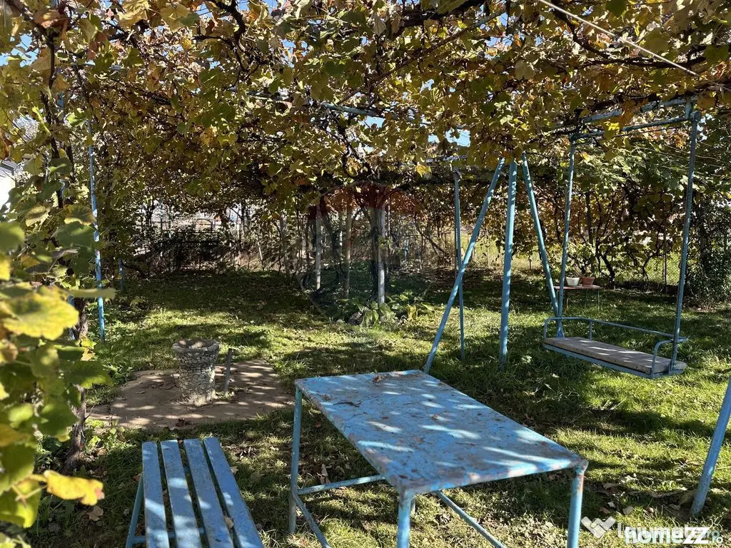 Casă / Vilă cu 3 camere de vânzare Piatra Soimului