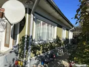 Casă / Vilă cu 3 camere de vânzare Piatra Soimului