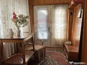 Casă / Vilă cu 3 camere de vânzare Piatra Soimului 