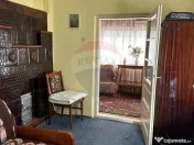 Casă / Vilă cu 3 camere de vânzare Piatra Soimului 