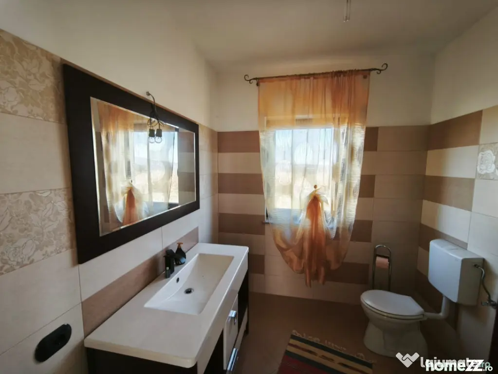 Casa individuala, 1800mp teren, zona Mitocu Dragomirnei, Suc - Mitocu Dragomirnei (Suceava)