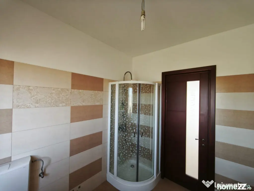 Casa individuala, 1800mp teren, zona Mitocu Dragomirnei, Suc - Mitocu Dragomirnei (Suceava)