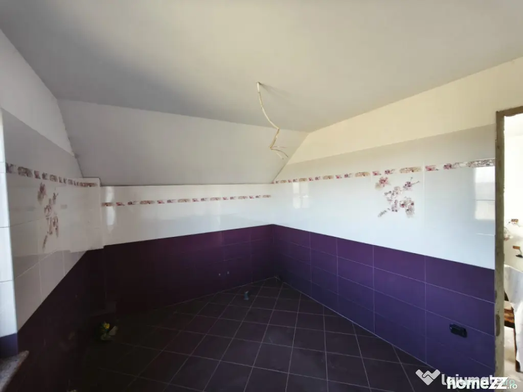 Casa individuala, 1800mp teren, zona Mitocu Dragomirnei, Suc - Mitocu Dragomirnei (Suceava)